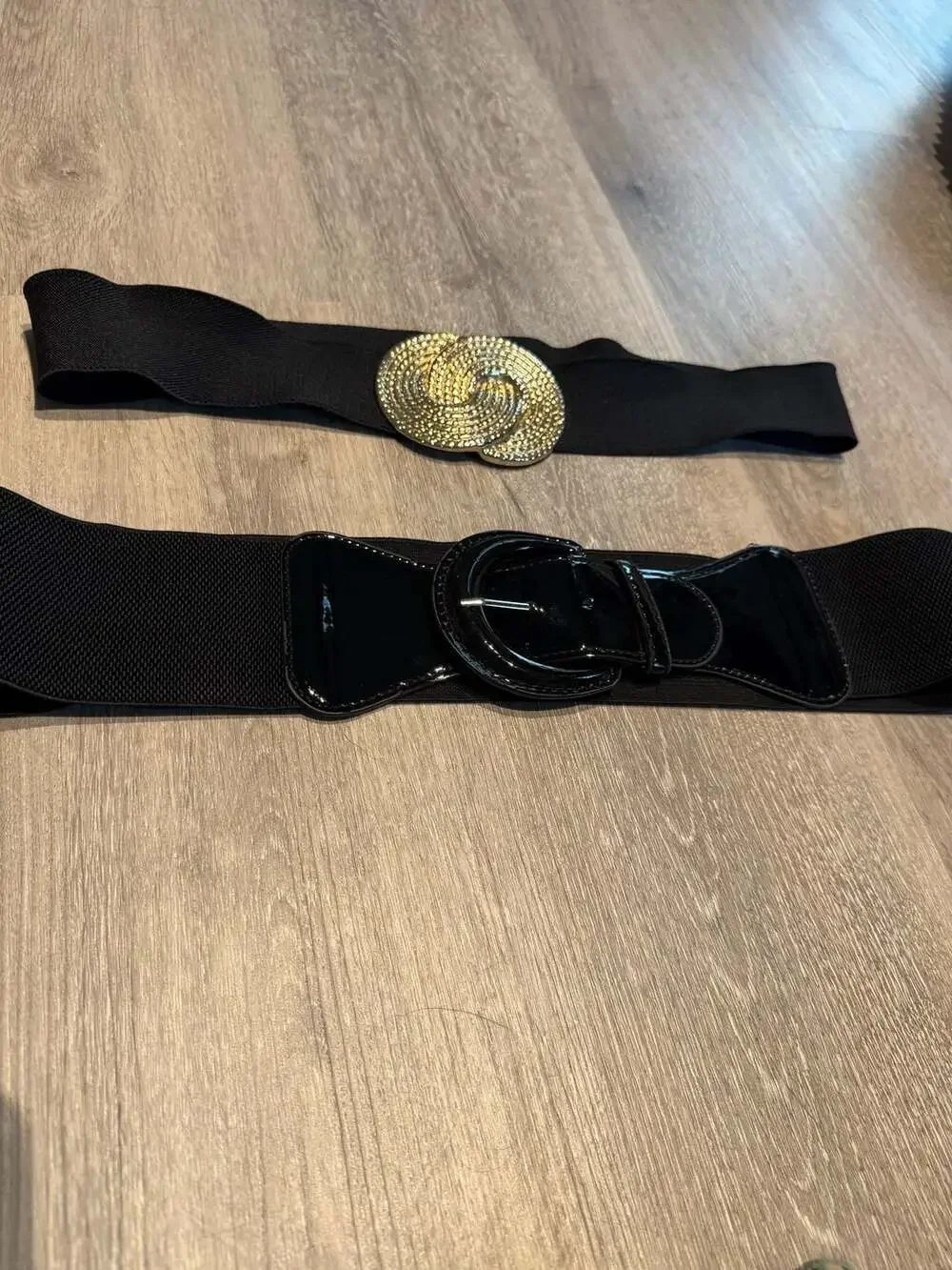 Set of 2 Women Black Elastic Stretch Waist Belts with Gold and Patent Buckles